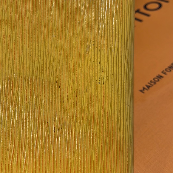 SOLD 💛💛Authentic Yellow Louis Vuitton Trifold Long Wallet - Picture 10 of 16